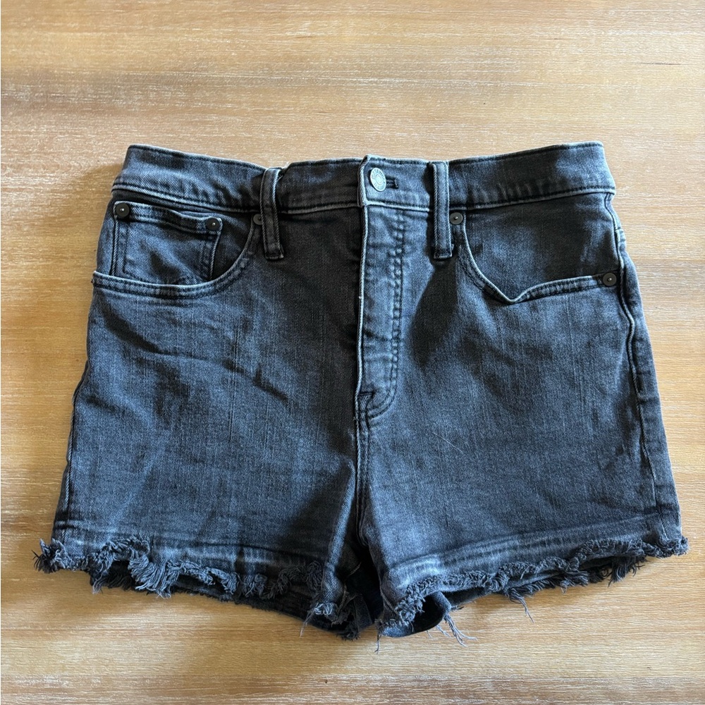 Madewell High-Rise Denim Shorts in Clint Black Wash, Raw Hem, Sz 28